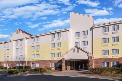 Létesítmények, Days Inn by Wyndham Macon I-75 North in Macon Városközpont Létesítmények, Days Inn by Wyndham Macon I-75 North in Macon Városközpont
