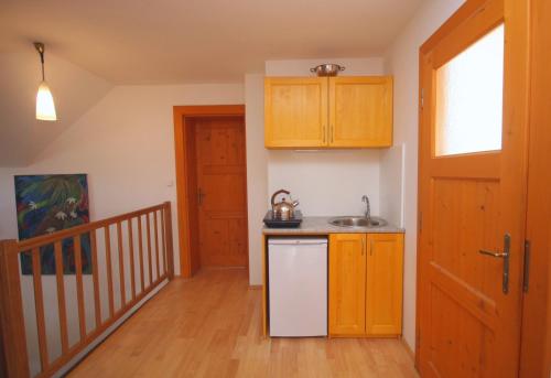 ห้องครัว, Apartmán V sadu (Apartman V sadu) in มิโรซแฟ ห้องครัว, Apartmán V sadu (Apartman V sadu) in มิโรซแฟ