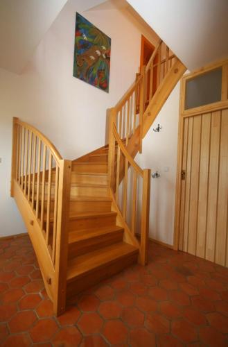 Apartmán V sadu (Apartman V sadu) in มิโรซแฟ Apartmán V sadu (Apartman V sadu) in มิโรซแฟ
