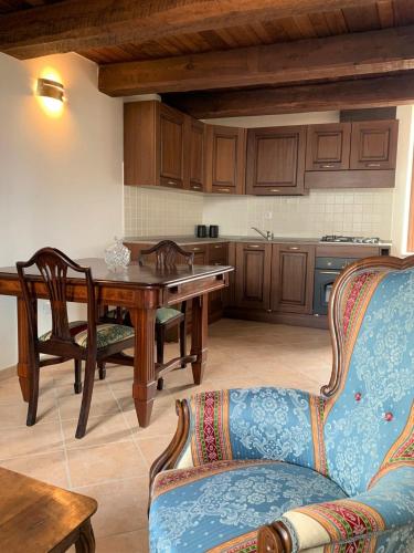 кухня, 35кв.м. 1 спалень, 1 окремих ванних Квартира в San Giacomo
(Fortezza San Giacomo di Spoleto ) in Сполето кухня, 35кв.м. 1 спалень, 1 окремих ванних Квартира в San Giacomo
(Fortezza San Giacomo di Spoleto ) in Сполето