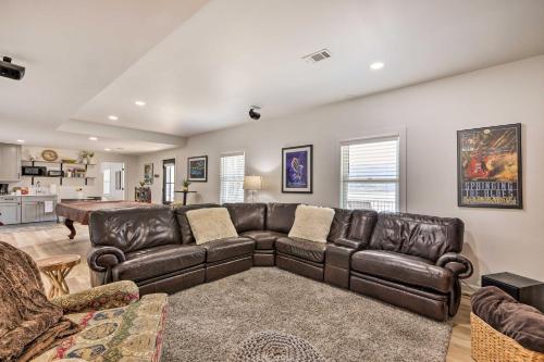 Beautiful Fayetteville Home with Lake Views! in Fayetteville (GA) Beautiful Fayetteville Home with Lake Views! in Fayetteville (GA)
