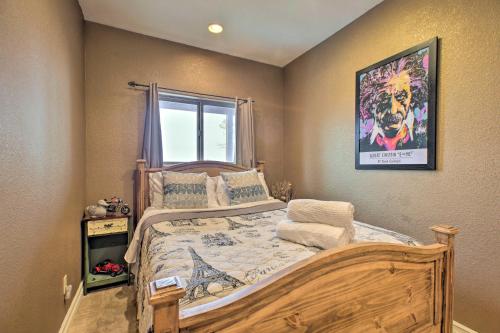Guestroom, Evergreen Cabin with Hot Tub and Panoramic Mtn Views! in Evergreen (CO) Guestroom, Evergreen Cabin with Hot Tub and Panoramic Mtn Views! in Evergreen (CO)