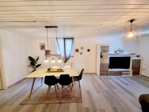 Létesítmények, RELAX Wohnung Groß Rohrheim in Lampertheim Létesítmények, RELAX Wohnung Groß Rohrheim in Lampertheim