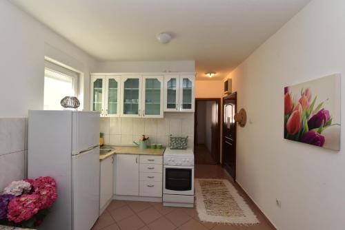 Dapur, Apartman ANGELIKA1 in Petrovac Dapur, Apartman ANGELIKA1 in Petrovac