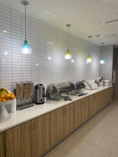 Φαγητό και ποτό, La Quinta Inn & Suite by Wyndham Lake City in Λέικ Σίτυ(Φλόριντα) Φαγητό και ποτό, La Quinta Inn & Suite by Wyndham Lake City in Λέικ Σίτυ(Φλόριντα)