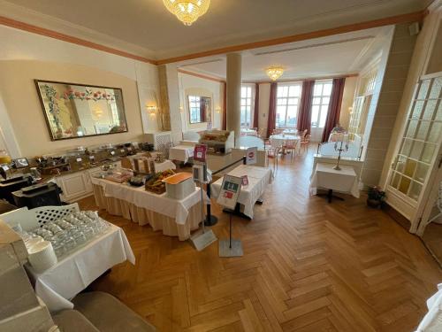 餐飲選擇, Grand Hotel des Rasses & Wellness in 聖十字 餐飲選擇, Grand Hotel des Rasses & Wellness in 聖十字