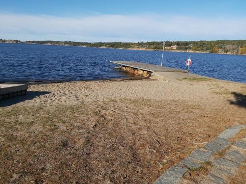 пляж, Hällestrand Cottage Langan (Hallestrand Cottage Langan) in Стромштад пляж, Hällestrand Cottage Langan (Hallestrand Cottage Langan) in Стромштад