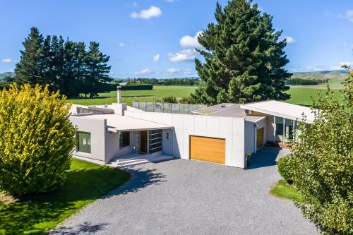 Paradise on Campbell in Martinborough Paradise on Campbell in Martinborough