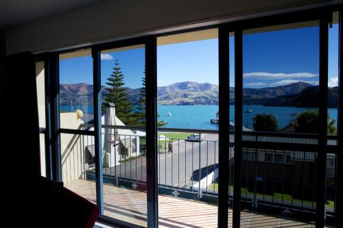 beranda/teres, Akaroa Criterion Motel in Akaroa beranda/teres, Akaroa Criterion Motel in Akaroa