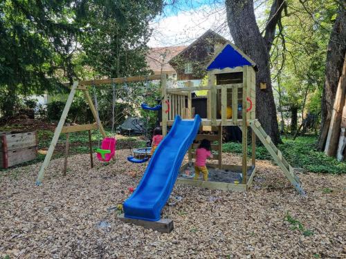 あそび場, Bio Hof Moosburg am See mit Sauna in ギュッティンゲン あそび場, Bio Hof Moosburg am See mit Sauna in ギュッティンゲン