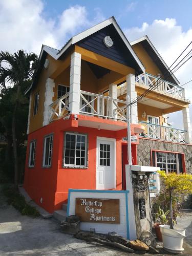 Buitenkant, Buttercup Cottage Apartments in Arnos Vale Buitenkant, Buttercup Cottage Apartments in Arnos Vale