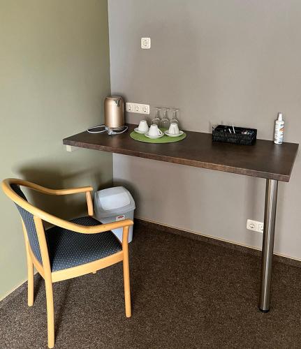 Facilities, Hostel Fehmarn Mehrbett-Zimmer in Fehmarn Facilities, Hostel Fehmarn Mehrbett-Zimmer in Fehmarn