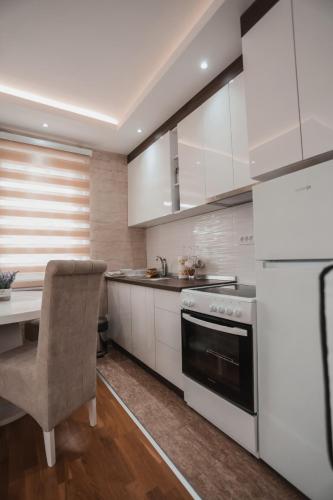 مطبخ, La Collina apartment in Potoci مطبخ, La Collina apartment in Potoci