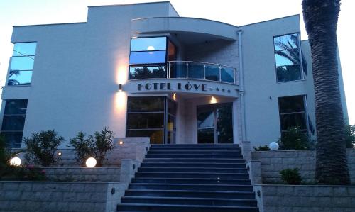 Facilities, Love Live Hotel in Sutomore Facilities, Love Live Hotel in Sutomore