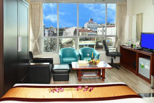 Hotel Grand United Chinatown in Downtown Yangon Hotel Grand United Chinatown in Downtown Yangon