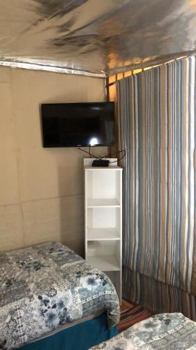 Whispering Sands - Remote Beach Cottage in Seafield Whispering Sands - Remote Beach Cottage in Seafield