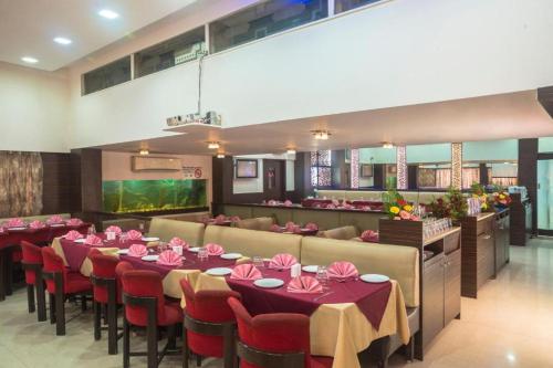 Banquet hall, Yogi Broadway in Chembur Banquet hall, Yogi Broadway in Chembur
