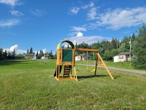 外部景觀, Ladd Pond Cabins and Campground, LLC in 戈爾哈姆 (NH) 外部景觀, Ladd Pond Cabins and Campground, LLC in 戈爾哈姆 (NH)