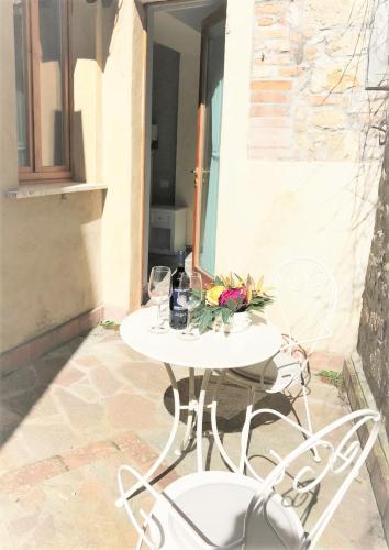 Балкон, Hotel Volterra In in Вольтерра Балкон, Hotel Volterra In in Вольтерра