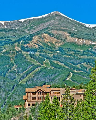 布雷肯里奇山林小屋 (The Lodge at Breckenridge) in 布雷肯里奇(CO) 布雷肯里奇山林小屋 (The Lodge at Breckenridge) in 布雷肯里奇(CO)