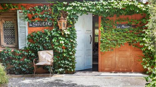 Saint Eloi Le Studio in Bowral Saint Eloi Le Studio in Bowral