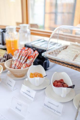 Food and beverages, HAK SA BAI Hotel in San Sai Food and beverages, HAK SA BAI Hotel in San Sai