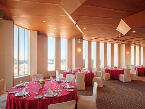 Meeting room / ballrooms, Mercure Yokosuka near Yokohama Hakkeijima Sea Paradise Meeting room / ballrooms, Mercure Yokosuka near Yokohama Hakkeijima Sea Paradise