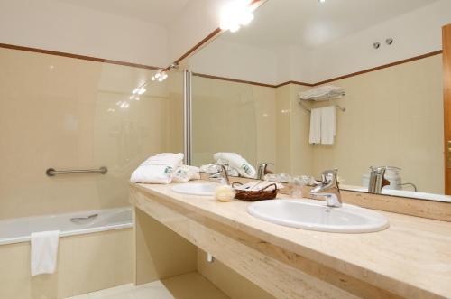 Hotel Manantial in Vall de Boï Hotel Manantial in Vall de Boï