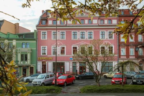 Vista exterior, ZEPPELIN APARTMENTS Simple Acomodation in Jelenia Gora Vista exterior, ZEPPELIN APARTMENTS Simple Acomodation in Jelenia Gora