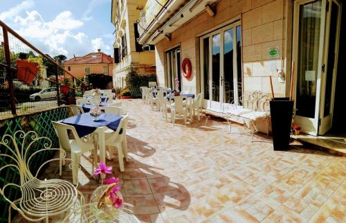 Erkély/terasz, Hotel Eva La Romantica in Moneglia Erkély/terasz, Hotel Eva La Romantica in Moneglia