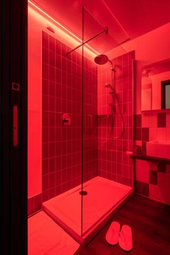 Bathroom, Smart Hotel Napoli in Naples Bathroom, Smart Hotel Napoli in Naples