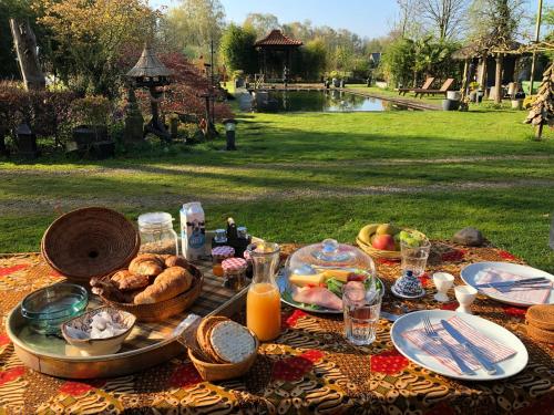 Food and beverages, Rumah Indo Garden in Wilp-Achterhoek Food and beverages, Rumah Indo Garden in Wilp-Achterhoek
