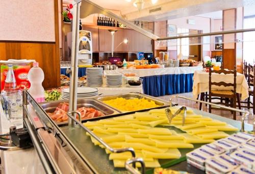 Food and beverages, Hotel Bianchi in Bibione Food and beverages, Hotel Bianchi in Bibione