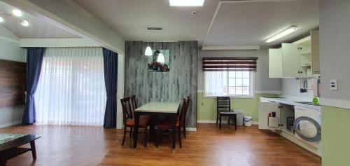 Jeju Skyline Pension near Mysterious Road (Dokkaebi Road) Jeju Skyline Pension near Mysterious Road (Dokkaebi Road)