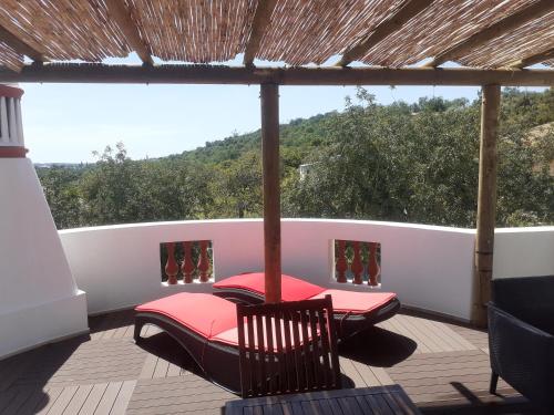 ระเบียง/ชานเรือน, Alojamento local Patudos, Suite com terraço privado (Alojamento local Patudos, Suite com terraco privado) in ซานโตเอสเตเวา ระเบียง/ชานเรือน, Alojamento local Patudos, Suite com terraço privado (Alojamento local Patudos, Suite com terraco privado) in ซานโตเอสเตเวา