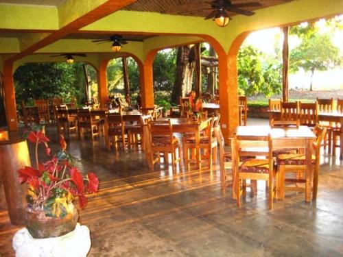 The 7 Best Restaurants in Puerto Jimenez, Costa Rica
