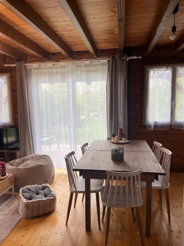Facilities, Chalet du Trefle in Chalais (Aquitaine) Facilities, Chalet du Trefle in Chalais (Aquitaine)