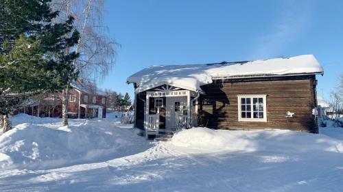 숙소 외관, Trollforsen Camping & Cottages in 소르셀레 숙소 외관, Trollforsen Camping & Cottages in 소르셀레