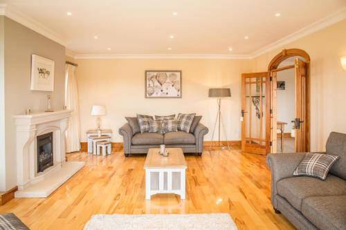 A szálláshely kívülről, Once Upon a Tide in Connemara A szálláshely kívülről, Once Upon a Tide in Connemara