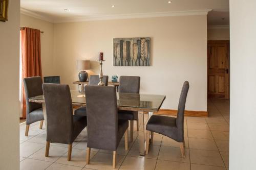 A szálláshely kívülről, Once Upon a Tide in Connemara A szálláshely kívülről, Once Upon a Tide in Connemara