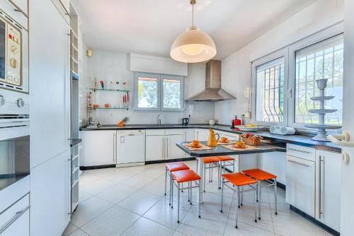 Kitchen, La demeure des Colibris in Menton Kitchen, La demeure des Colibris in Menton