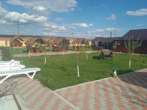 La Cabană Girov (La Cabana Girov) in Piatra Neamt La Cabană Girov (La Cabana Girov) in Piatra Neamt