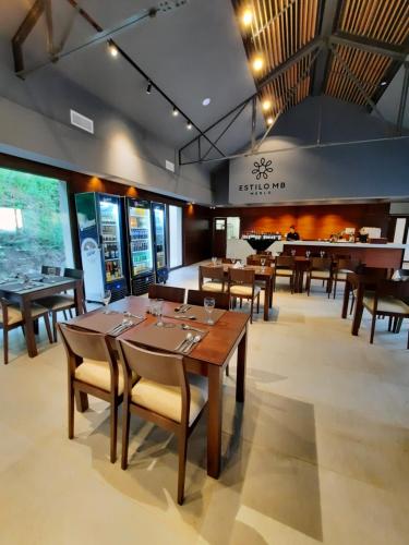 Pub/Lounge, Hotel Estilo MB - Merlo in Villa de Merlo Pub/Lounge, Hotel Estilo MB - Merlo in Villa de Merlo