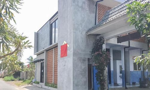 RedDoorz near Wisata Paribendo Lawang in Lawang RedDoorz near Wisata Paribendo Lawang in Lawang