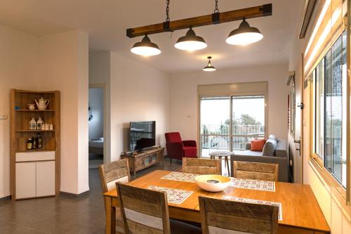 Létesítmények, מתחם "חוויה של שקט"- עם בריכה משותפת קרוב לכנרת in Livnim Létesítmények, מתחם "חוויה של שקט"- עם בריכה משותפת קרוב לכנרת in Livnim