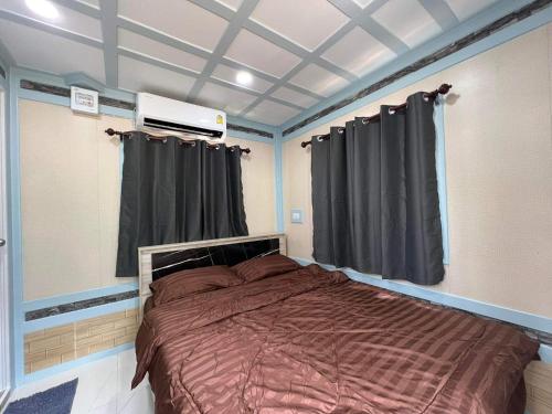 ภูผาม่านห่มดาวแคมป์ in Chum Phae ภูผาม่านห่มดาวแคมป์ in Chum Phae