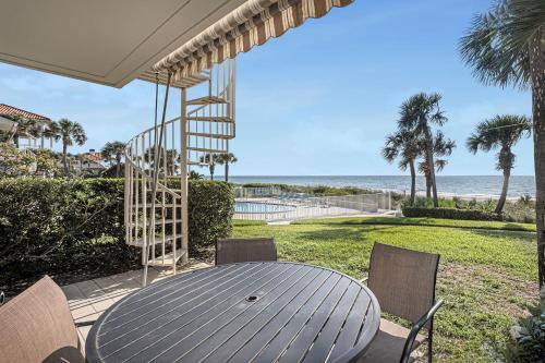 Sonrisa Unit-3/ Lovely Condo , 2 Bedrooms-2Baths in Belleair Beach (Florida) Sonrisa Unit-3/ Lovely Condo , 2 Bedrooms-2Baths in Belleair Beach (Florida)
