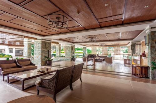 Relax & Retreat Modern Tribal Condo w/ Heating in Mines View Park Relax & Retreat Modern Tribal Condo w/ Heating in Mines View Park