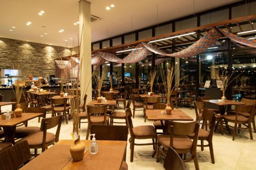 Restaurant, Ipioca Beach Resort Maceio in Ipioca Restaurant, Ipioca Beach Resort Maceio in Ipioca