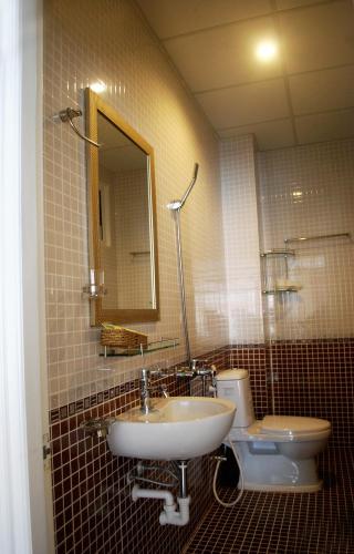 This photo about Sunrise Hotel shared on HyHotel.com